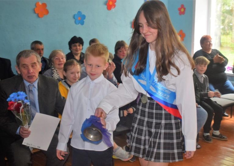shkolniegodi070722