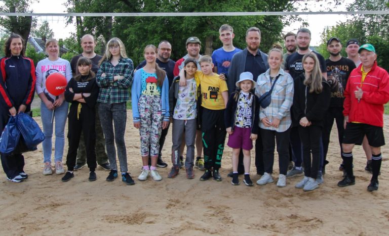 dvorovii_voleibol090623