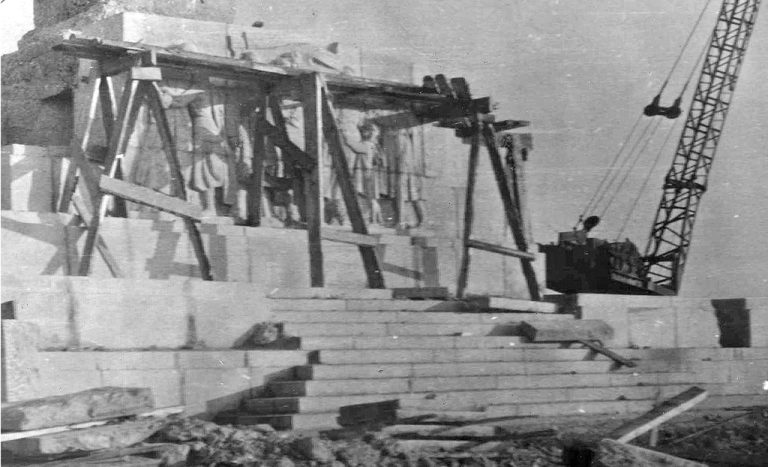 obelisk_na_sobornoi010823