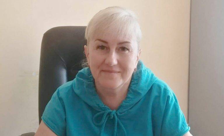 kazhdaya_semya_schstliva_po_svoemu230824