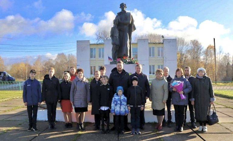 zhivi_i_procvetai_rodnaya_shkola031124