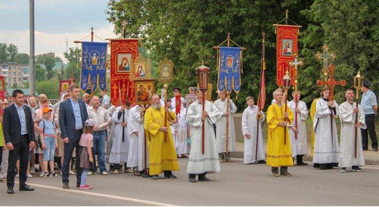 krestnii_hod220525