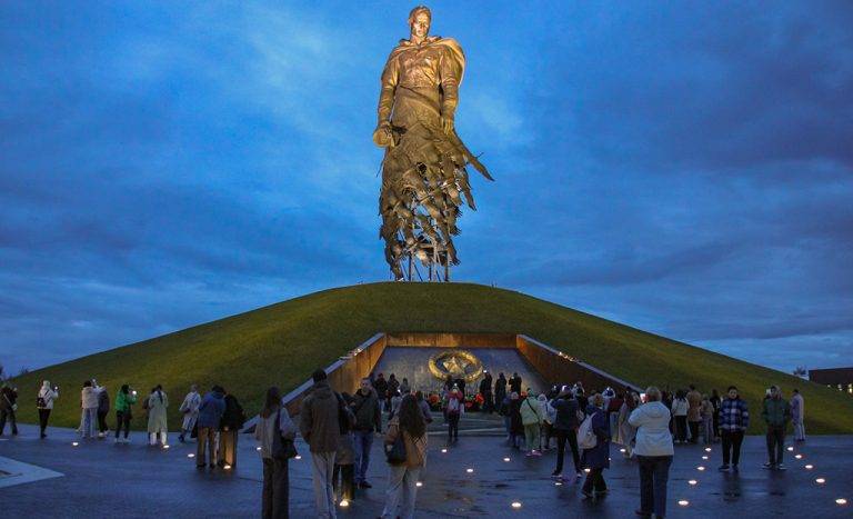 po_gorodam_geroyam_30_09_2025