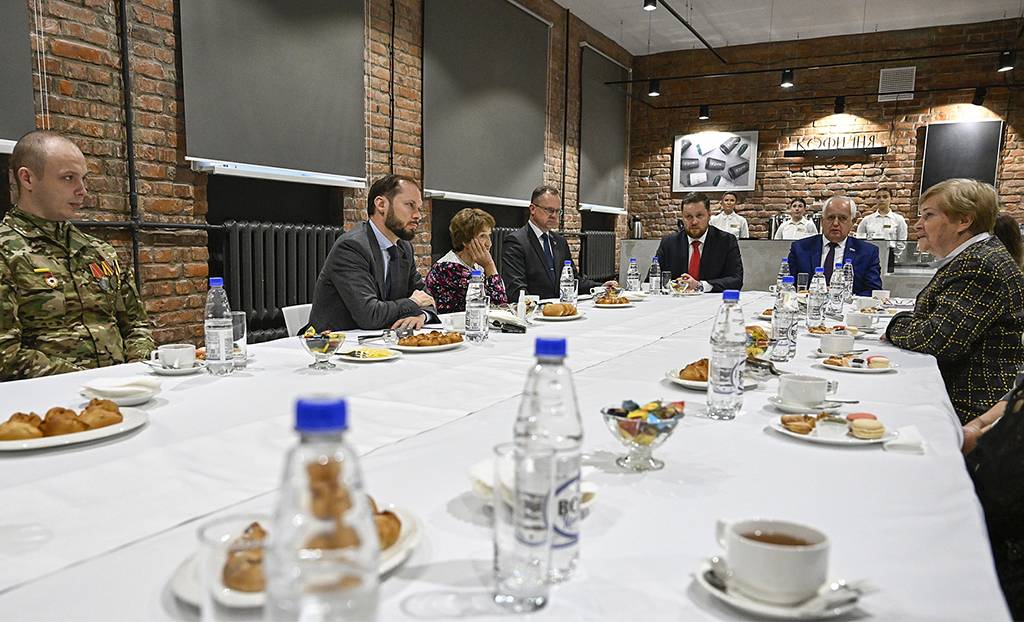 na_vstreche_s_obshestvennostu_04_12_2025